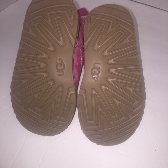 Pink toddler uggs Mini bailey bow boots size 10 - Picture 4 of 4